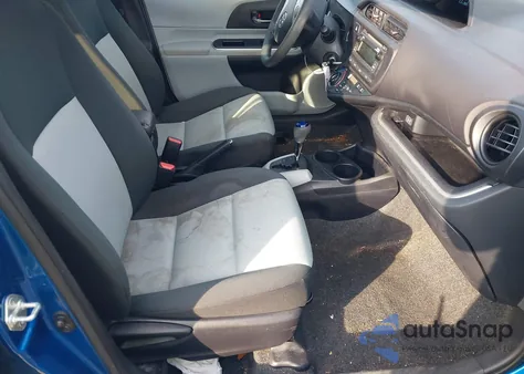 2014 Toyota Prius C Two z USA, uszkodzony, nr VIN JTDKDTB37E1071719